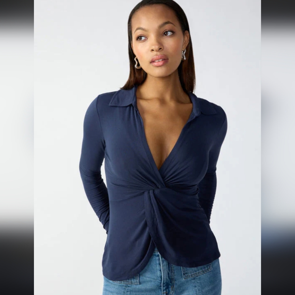 NWT Sanctuary Navy Blue Twist Front Shirt